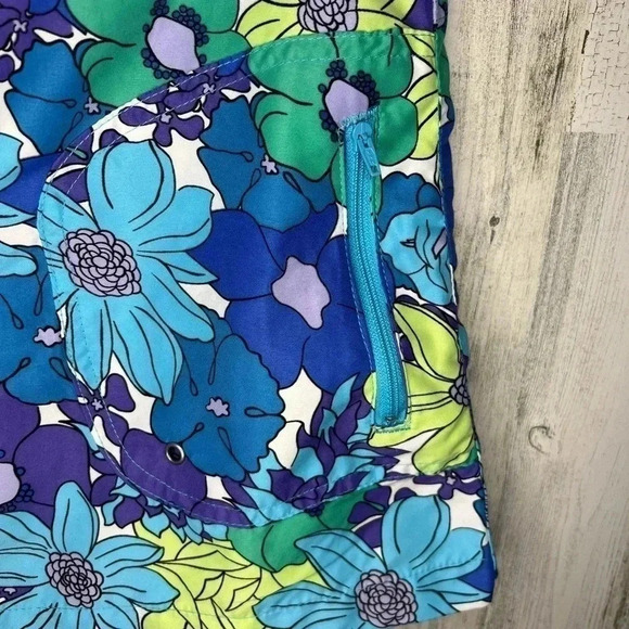 Against the elements skirt size 6 - Picture 4 of 6